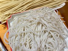 -苗阿哥酸汤牛肉火锅(体育场店)