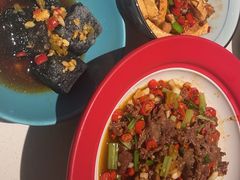 -湘鼎盛·大厨鲜炒湖南味(高新银泰店)