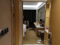 -上海中航虹桥机场泊悦酒店