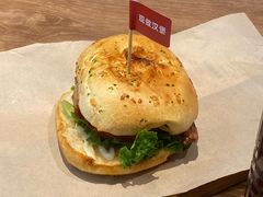 -必胜客(龙泉万达店)