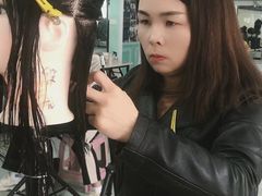 -首脑美容美发化妆美甲培训学校(长沙校区)