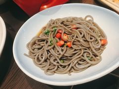 -川流不息·地道川菜·小龙虾(松东路店)