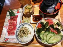 -肉魁屋·烧肉·烧鸟·酒场(高新店)