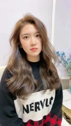 -PE SALON 
