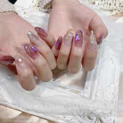 -花岐款式专研健康美甲沙龙