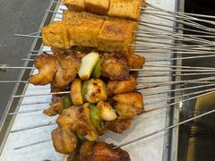 -清真磊磊烧烤老店(饮虎池街34号店)