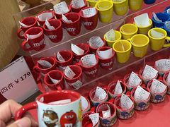 -m豆巧克力世界(上海世茂广场店)