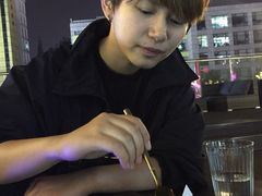 -UNI UNI(环亚凯瑟琳店)