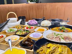 九宫格玲珑前菜-新仙清汤牛腩(铜锣湾店)