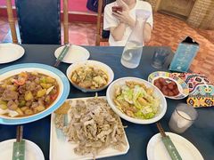 -伊带伊路新疆美食府(呼家楼店)
