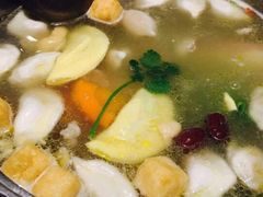 -一席地·本地鸡窝·杭帮鸡火锅(萧山银隆百货店)