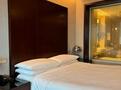 -上海龙之梦万丽酒店