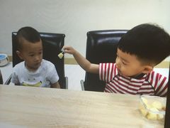 -月星环球港赢在起点早教中心·亲子托班早教体验课儿童兴趣班逻辑思维专注力幼小衔接(普陀中心)