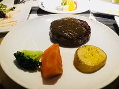 -斗牛士牛排餐厅(嘉里汇店)