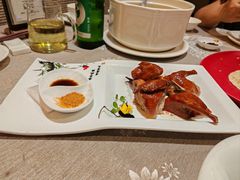 红烧乳鸽-香云轩·顺德菜(香云纱园林酒店店)