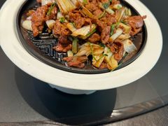 葱爆小羔羊肉-悦融琥珀·京鲁菜·海味珍品(西单店)