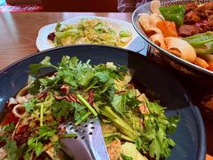 -耶里夏丽·丝路国际·新疆餐厅(浦东区东方路店)
