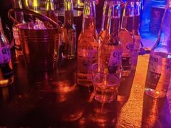 -vimi便利店酒吧
