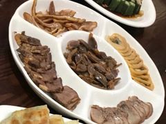熏酱合盘-可达酒店
