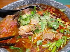 -八月美食小馆(银泰城总店)