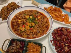 老巷子肥肠鸡-付掌柜在成都·热炒砂锅集(金禾店)
