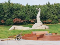 -上海市龙华烈士陵园