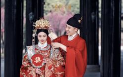 -苏菲亚婚纱摄影