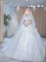 -台湾蔡美月婚纱租赁