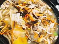 -草墩罗非鱼庄•野生菌•腊排骨(七星街上段店)