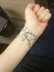 -椿树下·Tattoo纹身工作室