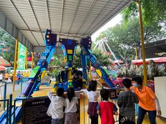 -顺德大良半月城游乐场