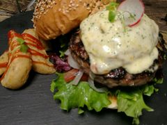 -HIGH FIVE哈福手工汉堡(桂林路店)