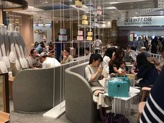 -奈雪的茶(湖滨银泰in77C区PRO店)