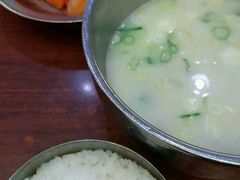 -神仙雪浓汤(明洞店)