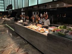 -飨食汇全日制餐厅·昆山皇冠假日酒店(九方店)