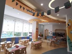 -戊辰亲子游泳俱乐部