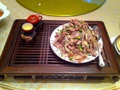 烟熏鹅夹饼-新黄浦酒店公寓