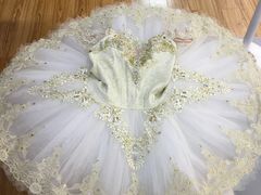 -上海路易十四芭蕾良品舞蹈用品店(美丽华商务中心店)