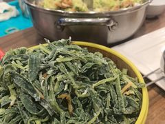 -今鲜源酒店·海鲜锅贴青岛菜(新湛路店)