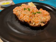 三文鱼塔塔-Carbon莫卡哆·意大利复古集市餐厅(杭州大厦店)