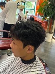 -米娜男士新国潮理发馆
