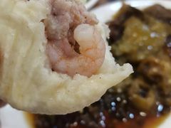 鲜虾仁肉包子-张包铺(道外店)