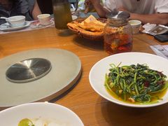 -黄泥岗·地道湖北菜(奥特莱斯店)