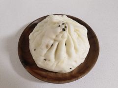 鲜笋大肉包-白玉兰食品(中山公园龙之梦店)