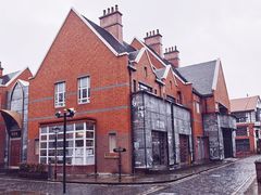 -钟书阁(松江泰晤士小镇店)