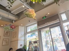 -必胜客(WOW昙华林店)