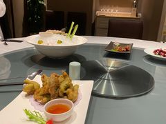 -HOMES上海本帮菜(襄阳公园店)