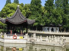 -汇龙潭