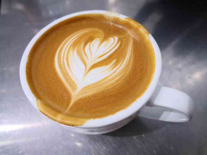 the espresso roast 罗斯特咖啡(延平路店)-"不错的店,环境简洁干净