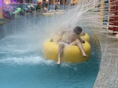 -汉唐水世界温泉洗浴水乐园